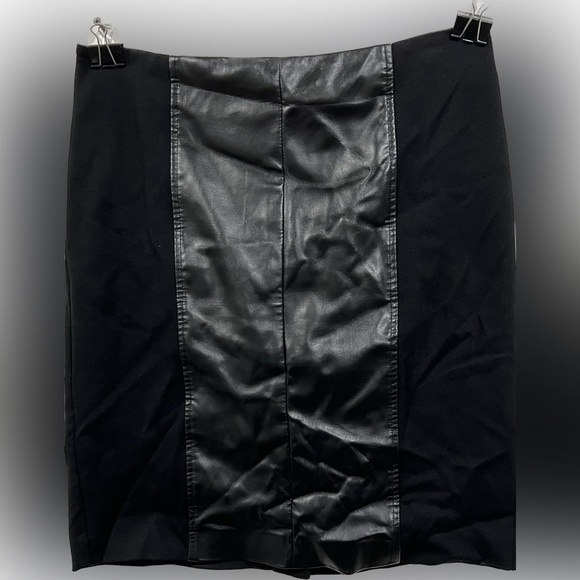 Alfani Black Skirt Faux Leather Front Panel 10P - Picture 2 of 6